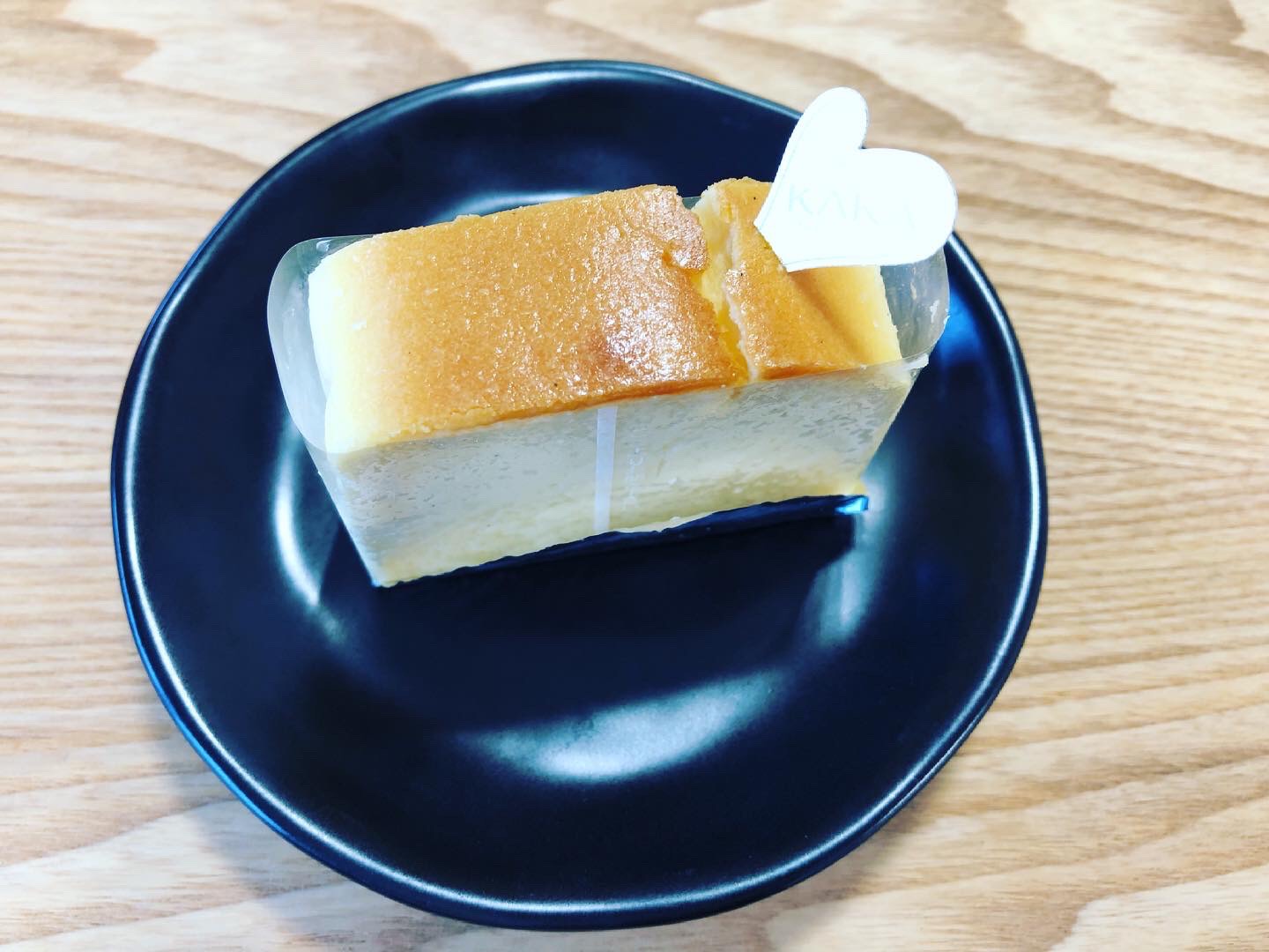 人気のチーズケーキ専門店『KAKA cheesecake store 桜坂店』